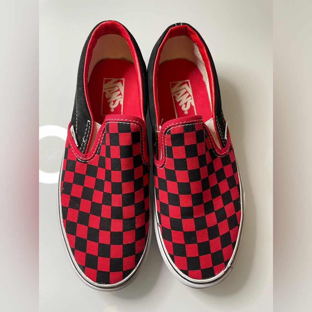 VANS Vintage Limited Edition Red & Black slip on checker shoes